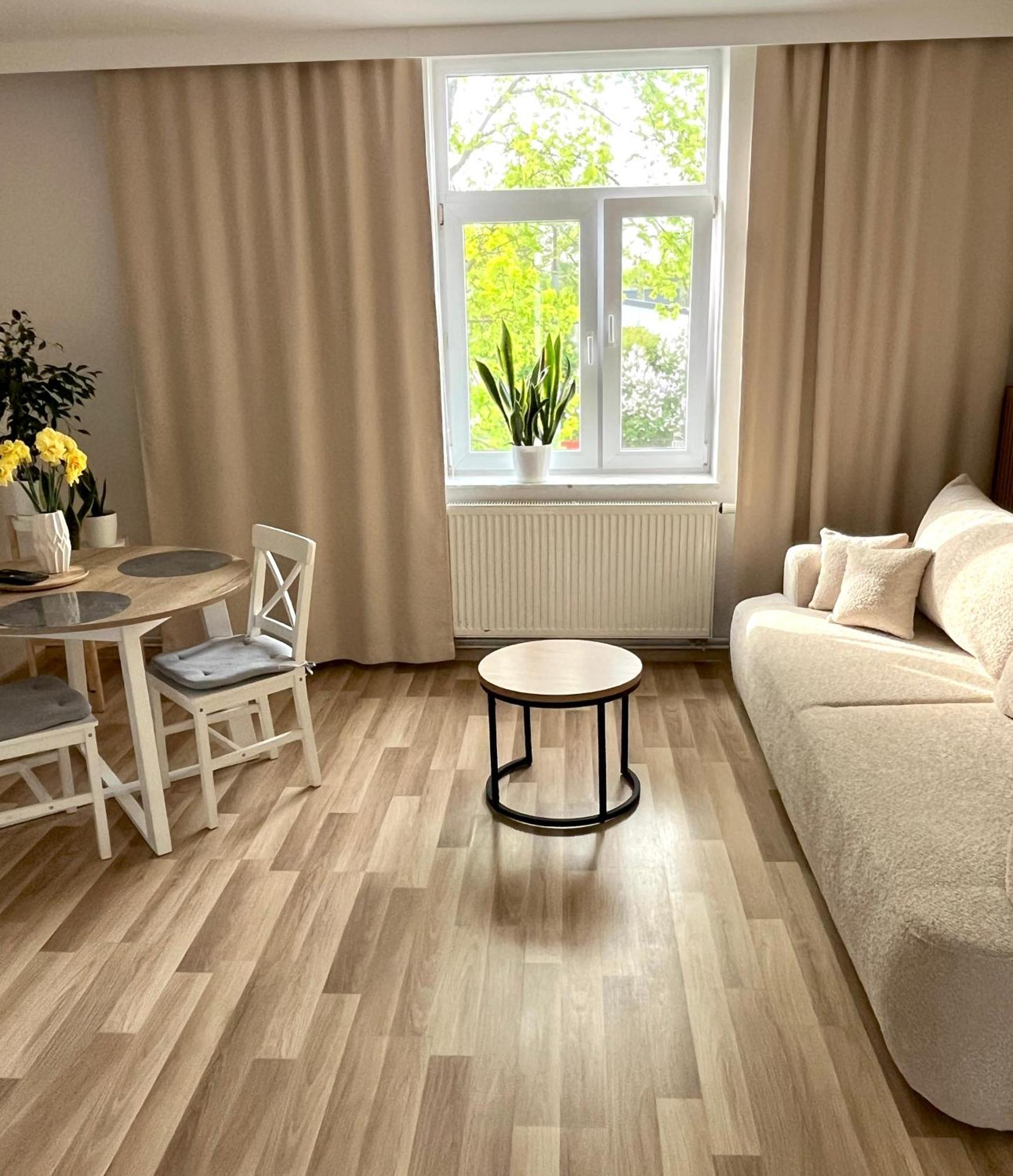 Apartmán Pod Klonem Sandoměř Exteriér fotografie